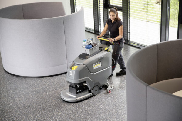 Kärcher Scheuersaugmaschine BD 50/55 W Classic Bp Pack 115Ah - Image 8