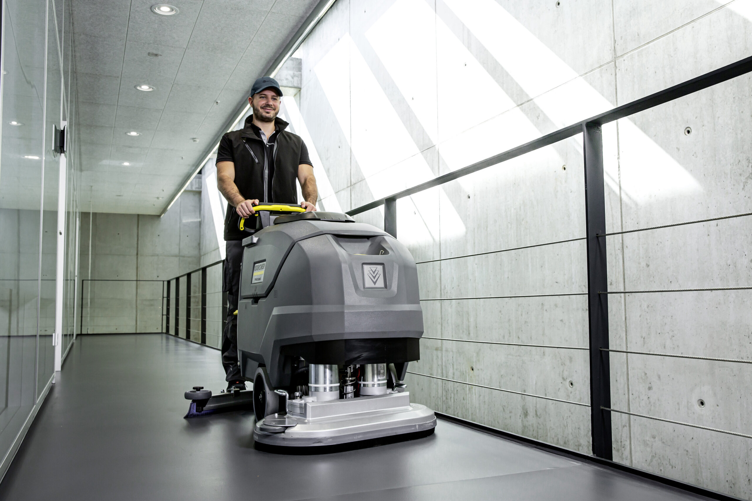 Kärcher Scheuersaugmaschine BD 70/75 W Classic Bp Pack 80Ah Li +FC – Bild 4