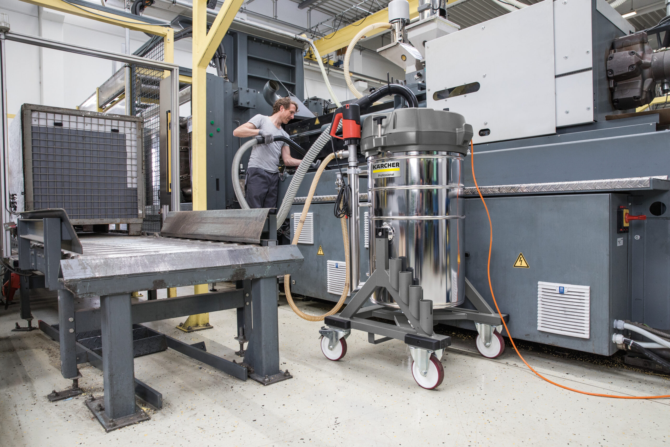 Kärcher Industriesauger IVR-L 120/24-2 Tc – Bild 2