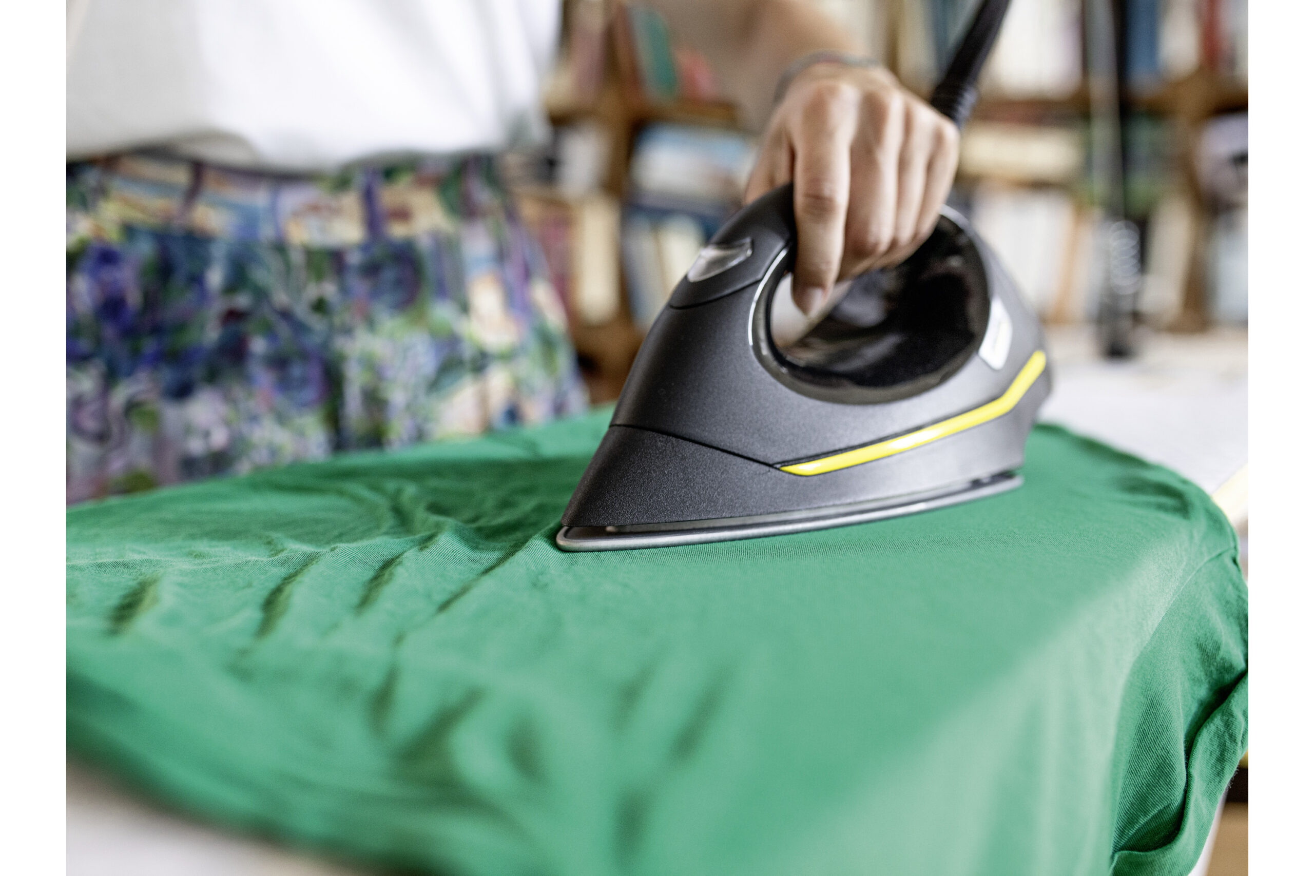 Kärcher Dampfdruck-Bügeleisen EasyFinish – Bild 2