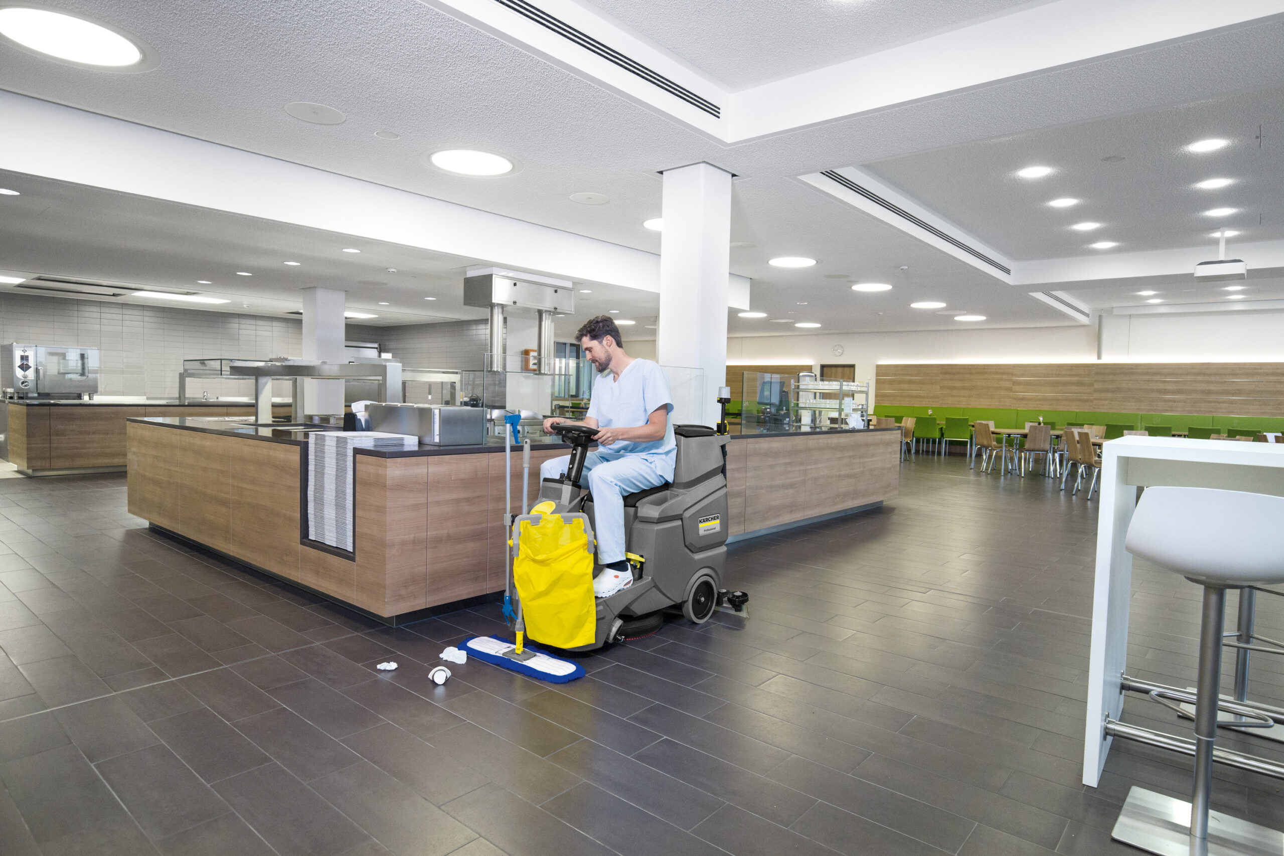 Kärcher Scheuersaugmaschine BD 50/70 R Classic Bp Pack 80Ah Li+FC – Bild 2