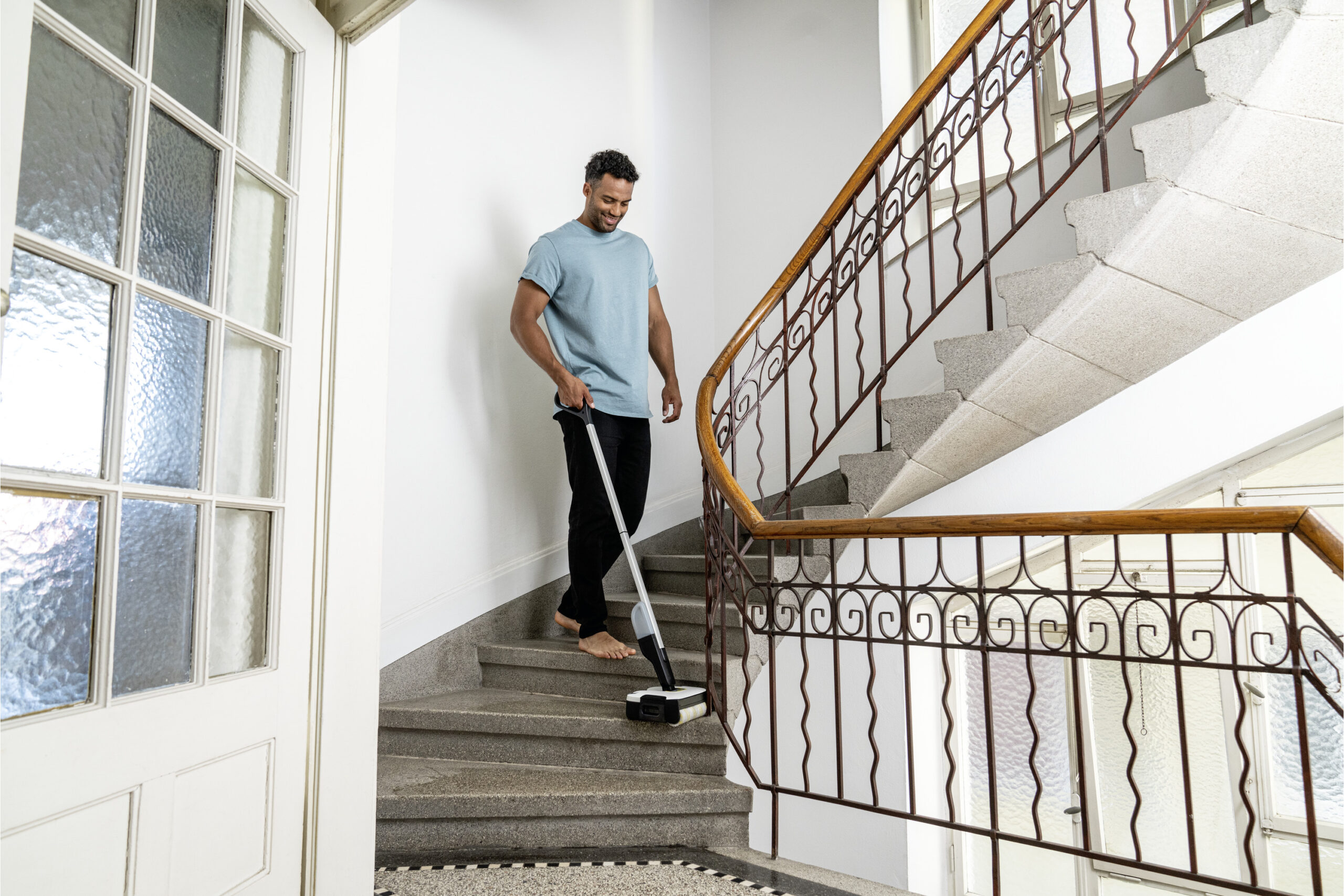 Kärcher Schnellladegeraet Duo Battery Power 4 V – Bild 2