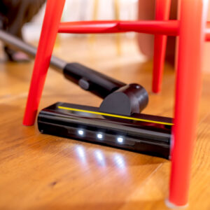 Snodo girevole a 180° e illuminazione a LED